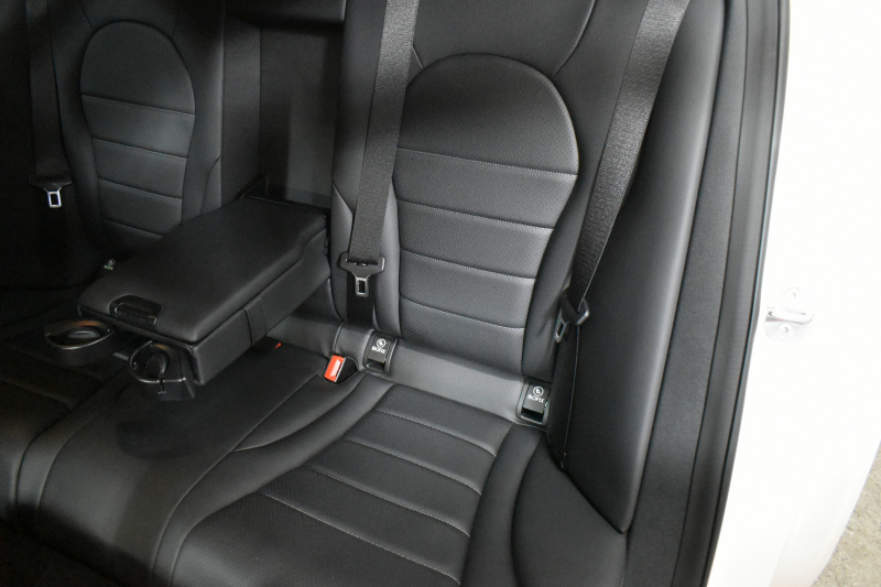 メルセデスベンツ Cクラス C180 ﾛｰﾚｳｽｴﾃﾞｨｼｮﾝ ﾚｰﾀﾞｰｾｰﾌﾃｨP 特別仕様車 前期最終型 MEｺﾈｸﾄ ｺﾗﾑ9速 ﾋｰﾀｰ黒革 ﾃﾞｨｽﾄﾛ BSM Lｷｰﾌﾟ AMGｴｱﾛ18AW ｷｰﾚｽGO PTS LEDﾍｯﾄﾞﾗｲﾄ 地ﾃﾞｼﾞﾅﾋﾞ Bｶﾒﾗ 2年保証