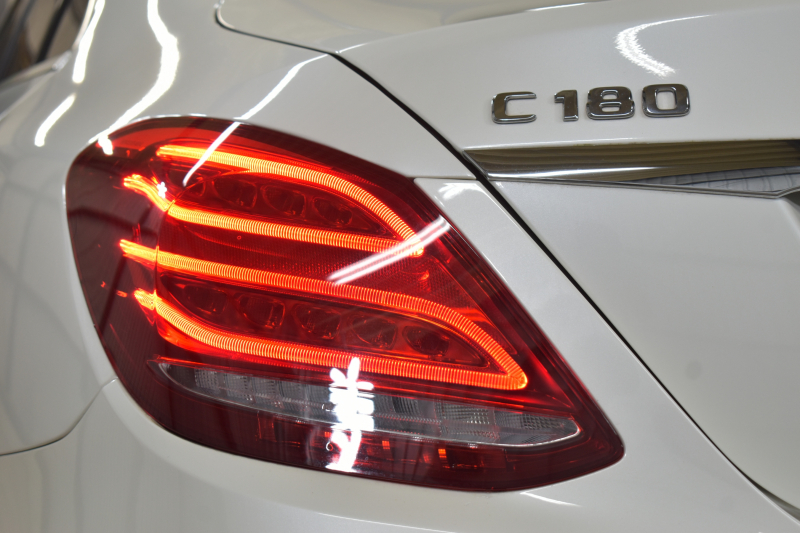 メルセデスベンツ Cクラス C180 ﾛｰﾚｳｽｴﾃﾞｨｼｮﾝ ﾚｰﾀﾞｰｾｰﾌﾃｨP 特別仕様車 前期最終型 MEｺﾈｸﾄ ｺﾗﾑ9速 ﾋｰﾀｰ黒革 ﾃﾞｨｽﾄﾛ BSM Lｷｰﾌﾟ AMGｴｱﾛ18AW ｷｰﾚｽGO PTS LEDﾍｯﾄﾞﾗｲﾄ 地ﾃﾞｼﾞﾅﾋﾞ Bｶﾒﾗ 2年保証