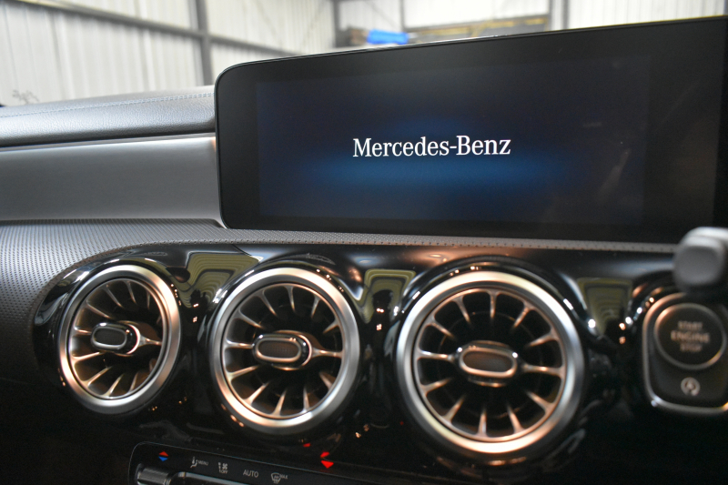 メルセデスベンツ CLAクラス CLA200d ｼｭｰﾃｨﾝｸﾞﾌﾞﾚｰｸ AMGﾗｲﾝP AMGﾚｻﾞｰｴｸｽｸﾙｰｼﾌﾞ ｱﾄﾞﾊﾞﾝｽﾄﾞP ﾚｰﾀﾞｰｾｰﾌﾃｨP 燃費18.2km ﾃﾞｨｰｾﾞﾙTB ﾊﾟﾉﾗﾏｻﾝﾙｰﾌ ﾋｰﾀｰ黒灰革 ﾃﾞｨｽﾄﾛ BSM Lﾁｪﾝｼﾞ AMGｴｱﾛ18AW ｷｰﾚｽGO PTS  HUD 対話式ﾅﾋﾞ 360ｶﾒﾗ 2年保証