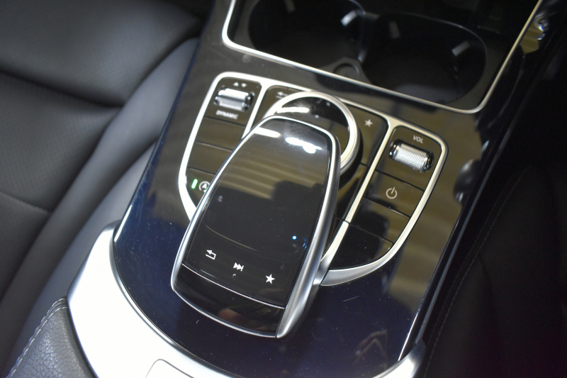 メルセデスベンツ Cクラス C180 ﾜｺﾞﾝ ﾛｰﾚｳｽｴﾃﾞｨｼｮﾝ ﾚｰﾀﾞｰｾｰﾌﾃｨP 特別仕様車 1ｵｰﾅｰ MEｺﾈｸﾄ ﾊﾟﾉﾗﾏｻﾝﾙｰﾌ ﾋｰﾀｰ黒革 ﾃﾞｨｽﾄﾛ BSM Lｷｰﾌﾟ AMGｴｱﾛ18AW ｷｰﾚｽGO PTS 電動ﾘｱｹﾞｰﾄ LEDﾍｯﾄﾞﾗｲﾄ 地ﾃﾞｼﾞﾅﾋﾞ Bｶﾒﾗ 2年保証