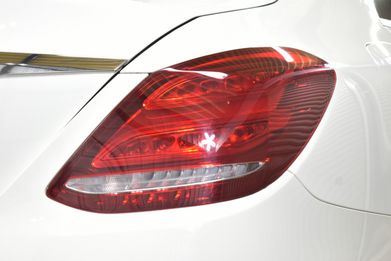 メルセデスベンツ Cクラス C220d ﾛｰﾚｳｽｴﾃﾞｨｼｮﾝ ﾚｰﾀﾞｰｾｰﾌﾃｨP 特別仕様車 MEｺﾈｸﾄ ﾋｰﾀｰ黒革 ﾃﾞｨｽﾄﾛ BSM Lｷｰﾌﾟ AMGｴｱﾛ18AW ｷｰﾚｽGO PTS LEDﾍｯﾄﾞﾗｲﾄ 地ﾃﾞｼﾞﾅﾋﾞ Bｶﾒﾗ 2年保証