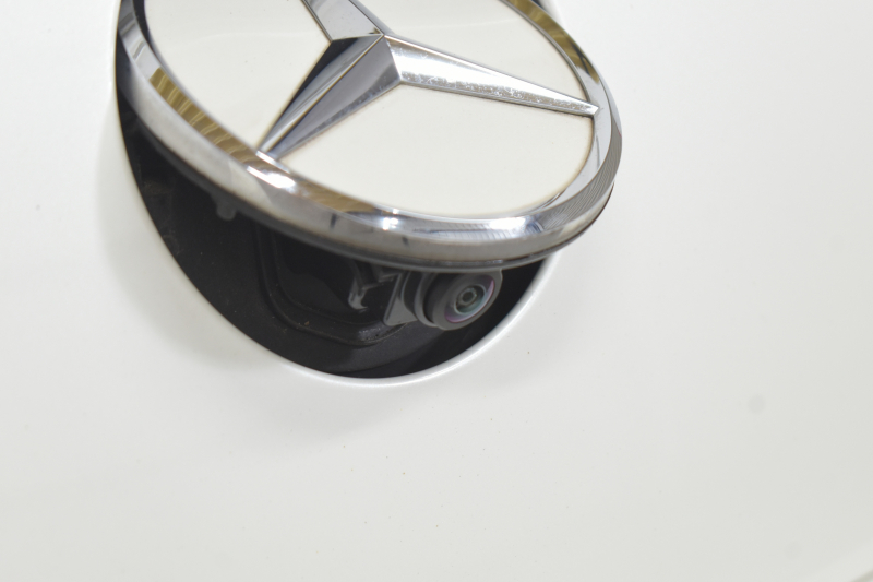 メルセデスベンツ Eクラス E200 ｸｰﾍﾟ ｽﾎﾟｰﾂ ﾚｻﾞｰP ﾚｰﾀﾞｰｾｰﾌﾃｨP  ﾊﾟﾉﾗﾏｻﾝﾙｰﾌ ﾋｰﾀｰ赤黒革 ﾃﾞｨｽﾄﾛ BSM Lﾁｪﾝｼﾞ AMGｴｱﾛ19AW ｷｰﾚｽGO ﾊﾟｰｸﾄﾛ HUD ﾌﾞﾙﾒS ﾏﾙﾁｶﾗｰｱﾝﾋﾞｴﾝﾄ 純正ﾅﾋﾞ 360ｶﾒﾗ 2年保証