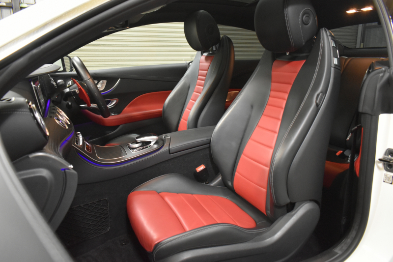 メルセデスベンツ Eクラス E200 ｸｰﾍﾟ ｽﾎﾟｰﾂ ﾚｻﾞｰP ﾚｰﾀﾞｰｾｰﾌﾃｨP  ﾊﾟﾉﾗﾏｻﾝﾙｰﾌ ﾋｰﾀｰ赤黒革 ﾃﾞｨｽﾄﾛ BSM Lﾁｪﾝｼﾞ AMGｴｱﾛ19AW ｷｰﾚｽGO ﾊﾟｰｸﾄﾛ HUD ﾌﾞﾙﾒS ﾏﾙﾁｶﾗｰｱﾝﾋﾞｴﾝﾄ 純正ﾅﾋﾞ 360ｶﾒﾗ 2年保証