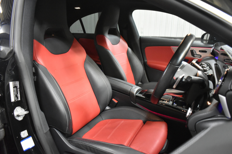メルセデスベンツ CLAクラス CLA250 4M AMGﾗｲﾝ AMGﾚｻﾞｰｴｸｽｸﾙｰｼﾌﾞ ｱﾄﾞﾊﾞﾝｽﾄﾞ RSP ﾊﾟﾉﾗﾏｻﾝﾙｰﾌ 1ｵｰﾅｰ ﾋｰﾀｰ赤黒革AC C Lﾁｪﾝｼﾞ AMGｴｱﾛ18AW ｷｰGO HUD 対話式ﾅﾋﾞ 360ｶﾒﾗ 2年保証