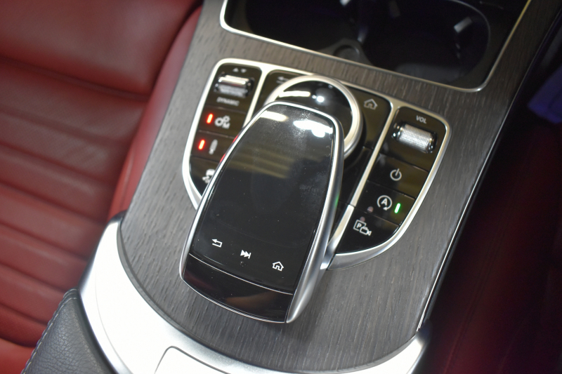 AMG Cクラス C43 4M ｸｰﾍﾟ ﾚｰﾀﾞｰｾｰﾌﾃｨP 後期 390馬力 ﾌﾞﾙﾒｽﾀｰ MEｺﾈｸﾄ ﾊﾟﾉﾗﾏｻﾝﾙｰﾌ ﾋｰﾀｰ赤革 ﾃﾞｨｽﾄﾛ BSM Lﾁｪﾝｼﾞ AMGｴｱﾛ19AW ｷｰGO PTS ﾌｯﾄﾄﾗﾝｸ  液晶ﾒｰﾀｰ 地ﾃﾞｼﾞBｶﾒ 2年保証