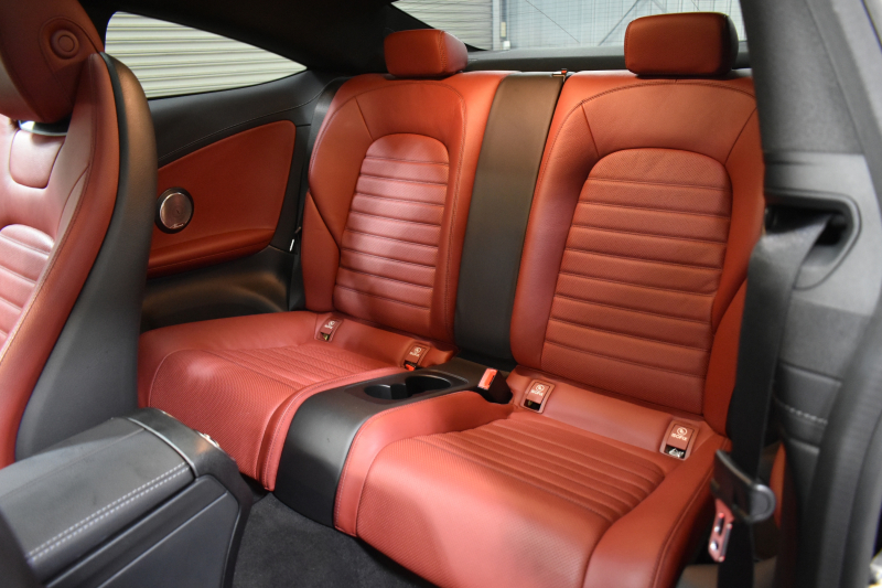 AMG Cクラス C43 4M ｸｰﾍﾟ ﾚｰﾀﾞｰｾｰﾌﾃｨP 後期 390馬力 ﾌﾞﾙﾒｽﾀｰ MEｺﾈｸﾄ ﾊﾟﾉﾗﾏｻﾝﾙｰﾌ ﾋｰﾀｰ赤革 ﾃﾞｨｽﾄﾛ BSM Lﾁｪﾝｼﾞ AMGｴｱﾛ19AW ｷｰGO PTS ﾌｯﾄﾄﾗﾝｸ  液晶ﾒｰﾀｰ 地ﾃﾞｼﾞBｶﾒ 2年保証