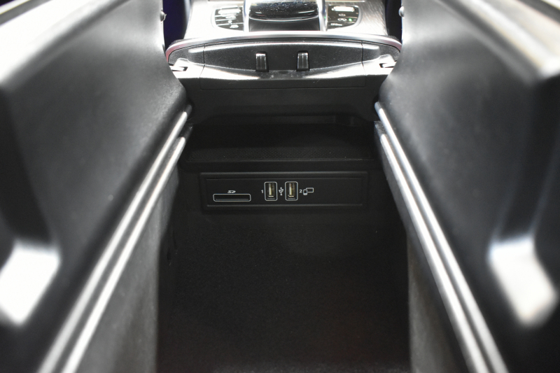 AMG Cクラス C43 4M ｸｰﾍﾟ ﾚｰﾀﾞｰｾｰﾌﾃｨP 後期 390馬力 ﾌﾞﾙﾒｽﾀｰ MEｺﾈｸﾄ ﾊﾟﾉﾗﾏｻﾝﾙｰﾌ ﾋｰﾀｰ赤革 ﾃﾞｨｽﾄﾛ BSM Lﾁｪﾝｼﾞ AMGｴｱﾛ19AW ｷｰGO PTS ﾌｯﾄﾄﾗﾝｸ  液晶ﾒｰﾀｰ 地ﾃﾞｼﾞBｶﾒ 2年保証