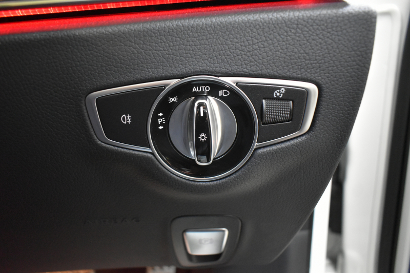 メルセデスベンツ Eクラス E220dﾜｺﾞﾝ ｽﾎﾟｰﾂ ｴｸｽｸﾙｰｼﾌﾞP AMGﾗｲﾝｲﾝﾃﾘｱP ﾚｰﾀﾞｰｾｰﾌﾃｨP 後期型 1ｵｰﾅｰ ﾊﾟﾉﾗﾏｻﾝﾙｰﾌ 革 ﾌﾞﾙﾒｽﾀｰ HUD ｴｱﾊﾞﾗﾝｽP AMGｴｱﾛ19AW MBUXARﾅﾋﾞTV 360ｶﾒﾗ ﾃﾞｨｽﾄﾛ ﾌﾞﾗｲﾝﾄﾞS  ｷｰﾚｽｺﾞｰ 2年保証