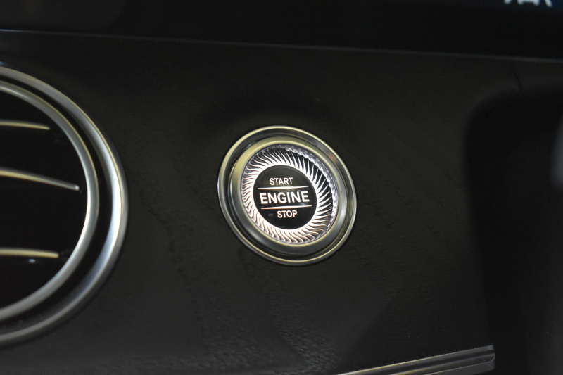 メルセデスベンツ Eクラス E220dﾜｺﾞﾝ ｽﾎﾟｰﾂ ｴｸｽｸﾙｰｼﾌﾞP AMGﾗｲﾝｲﾝﾃﾘｱP ﾚｰﾀﾞｰｾｰﾌﾃｨP 後期型 1ｵｰﾅｰ ﾊﾟﾉﾗﾏｻﾝﾙｰﾌ 革 ﾌﾞﾙﾒｽﾀｰ HUD ｴｱﾊﾞﾗﾝｽP AMGｴｱﾛ19AW MBUXARﾅﾋﾞTV 360ｶﾒﾗ ﾃﾞｨｽﾄﾛ ﾌﾞﾗｲﾝﾄﾞS  ｷｰﾚｽｺﾞｰ 2年保証