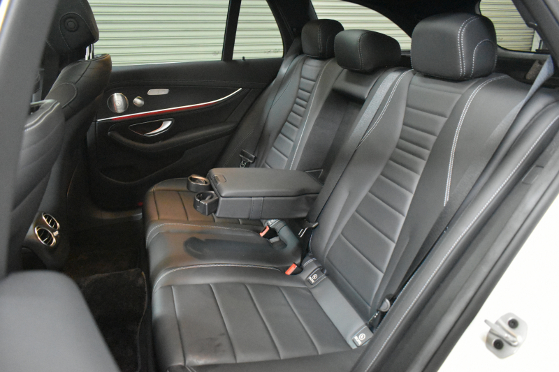 メルセデスベンツ Eクラス E220dﾜｺﾞﾝ ｽﾎﾟｰﾂ ｴｸｽｸﾙｰｼﾌﾞP AMGﾗｲﾝｲﾝﾃﾘｱP ﾚｰﾀﾞｰｾｰﾌﾃｨP 後期型 1ｵｰﾅｰ ﾊﾟﾉﾗﾏｻﾝﾙｰﾌ 革 ﾌﾞﾙﾒｽﾀｰ HUD ｴｱﾊﾞﾗﾝｽP AMGｴｱﾛ19AW MBUXARﾅﾋﾞTV 360ｶﾒﾗ ﾃﾞｨｽﾄﾛ ﾌﾞﾗｲﾝﾄﾞS  ｷｰﾚｽｺﾞｰ 2年保証