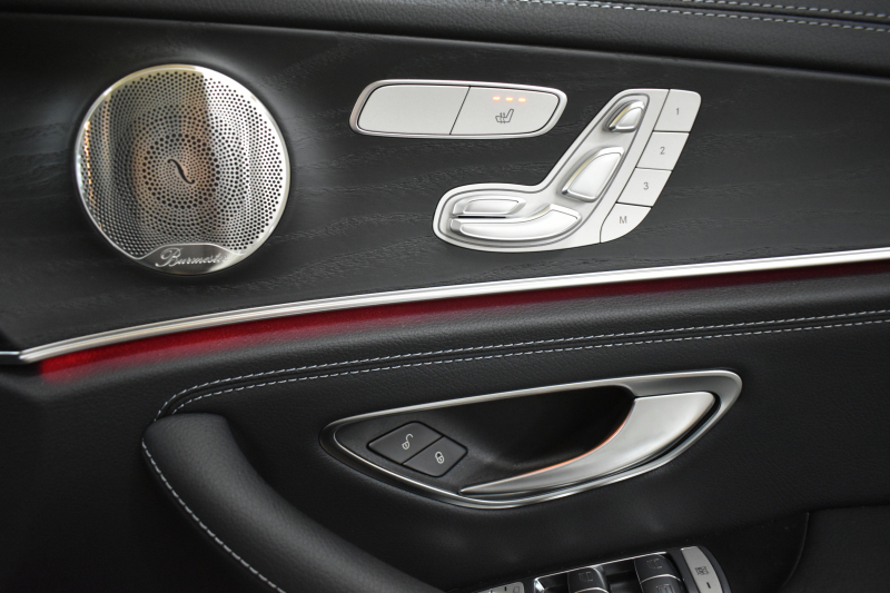 メルセデスベンツ Eクラス E220dﾜｺﾞﾝ ｽﾎﾟｰﾂ ｴｸｽｸﾙｰｼﾌﾞP AMGﾗｲﾝｲﾝﾃﾘｱP ﾚｰﾀﾞｰｾｰﾌﾃｨP 後期型 1ｵｰﾅｰ ﾊﾟﾉﾗﾏｻﾝﾙｰﾌ 革 ﾌﾞﾙﾒｽﾀｰ HUD ｴｱﾊﾞﾗﾝｽP AMGｴｱﾛ19AW MBUXARﾅﾋﾞTV 360ｶﾒﾗ ﾃﾞｨｽﾄﾛ ﾌﾞﾗｲﾝﾄﾞS  ｷｰﾚｽｺﾞｰ 2年保証