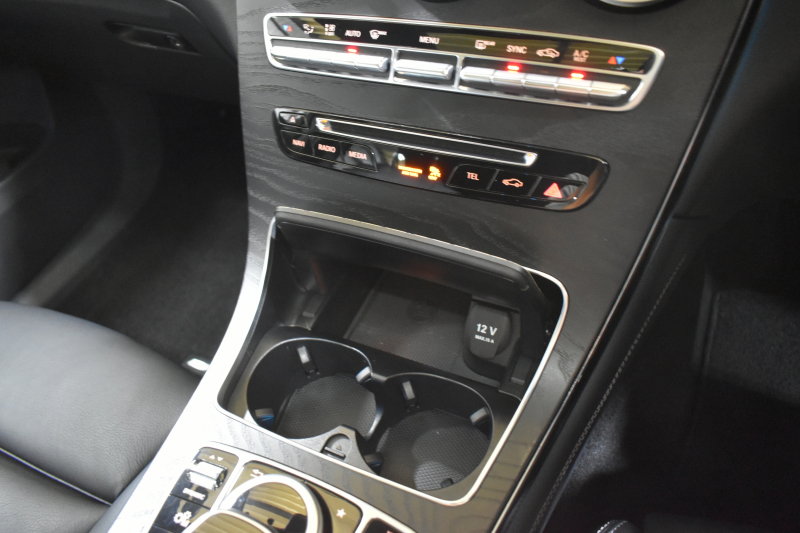 AMG GLC GLC43 4MATIC ｸｰﾍﾟ ﾚｻﾞｰｴｸｽｸﾙｰｼﾌﾞ ﾚｰﾀﾞｰｾｰﾌﾃｨP 3.0ﾀｰﾎﾞ V6 367馬力 MEｺﾈｸﾄ 9速ｺﾗﾑAT 4WD ｶﾞﾗｽｻﾝﾙｰﾌ 全席ﾋｰﾀｰ黒革 ﾃﾞｨｽﾄﾛ BSM Lｷｰﾌﾟ AMGｴｱﾛ20AW ｷｰﾚｽGO PTS ｻｲﾄﾞｽﾃｯﾌﾟ ﾌｯﾄｹﾞｰﾄ ﾌﾞﾙﾒｽﾀｰ 地ﾃﾞｼﾞﾅﾋﾞ 360ｶﾒﾗ 2年保証