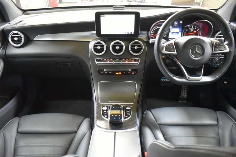 AMG GLC GLC43 4MATIC ｸｰﾍﾟ ﾚｻﾞｰｴｸｽｸﾙｰｼﾌﾞ ﾚｰﾀﾞｰｾｰﾌﾃｨP 3.0ﾀｰﾎﾞ V6 367馬力 MEｺﾈｸﾄ 9速ｺﾗﾑAT 4WD ｶﾞﾗｽｻﾝﾙｰﾌ 全席ﾋｰﾀｰ黒革 ﾃﾞｨｽﾄﾛ BSM Lｷｰﾌﾟ AMGｴｱﾛ20AW ｷｰﾚｽGO PTS ｻｲﾄﾞｽﾃｯﾌﾟ ﾌｯﾄｹﾞｰﾄ ﾌﾞﾙﾒｽﾀｰ 地ﾃﾞｼﾞﾅﾋﾞ 360ｶﾒﾗ 2年保証