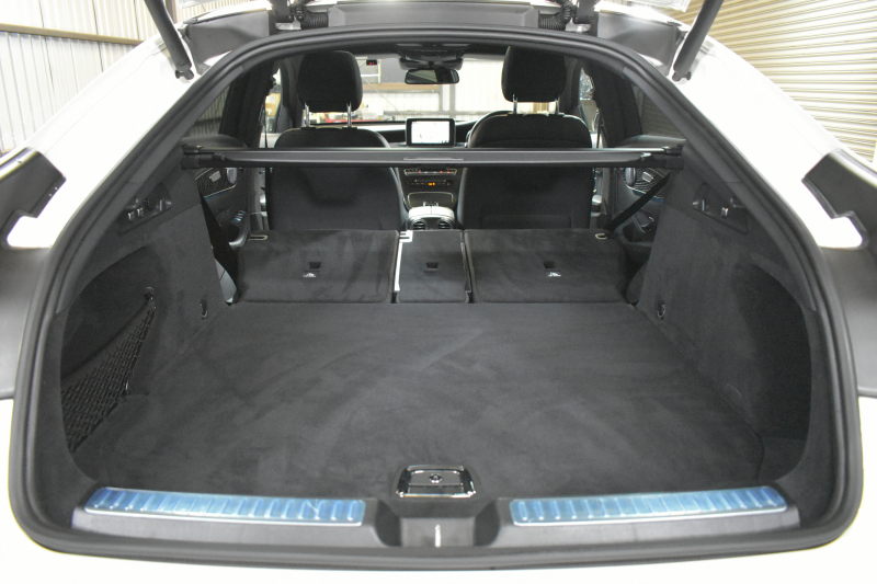 AMG GLC GLC43 4MATIC ｸｰﾍﾟ ﾚｻﾞｰｴｸｽｸﾙｰｼﾌﾞ ﾚｰﾀﾞｰｾｰﾌﾃｨP 3.0ﾀｰﾎﾞ V6 367馬力 MEｺﾈｸﾄ 9速ｺﾗﾑAT 4WD ｶﾞﾗｽｻﾝﾙｰﾌ 全席ﾋｰﾀｰ黒革 ﾃﾞｨｽﾄﾛ BSM Lｷｰﾌﾟ AMGｴｱﾛ20AW ｷｰﾚｽGO PTS ｻｲﾄﾞｽﾃｯﾌﾟ ﾌｯﾄｹﾞｰﾄ ﾌﾞﾙﾒｽﾀｰ 地ﾃﾞｼﾞﾅﾋﾞ 360ｶﾒﾗ 2年保証