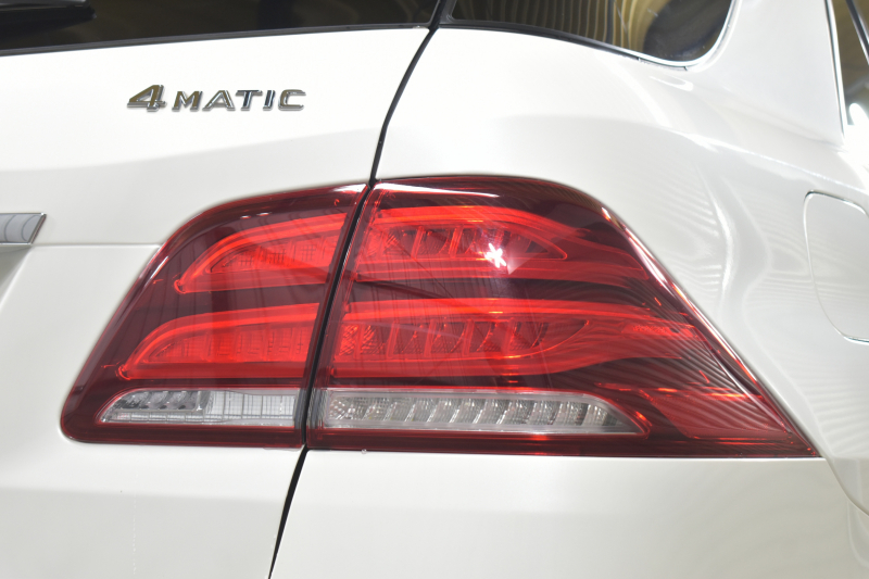 メルセデスベンツ GLE GLE350d 4ﾏﾁｯｸ ｽﾎﾟｰﾂ ﾚｰﾀﾞｰP 3.0ℓV型6気筒ﾀｰﾎﾞ 全席ﾋｰﾀｰ黒革 ﾊﾟﾉﾗﾏｻﾝﾙｰﾌ ﾊｰﾏﾝｶｰﾄﾞﾝ ﾃﾞｨｽﾄﾛ ﾌﾞﾗｲﾝﾄﾞｽﾎﾟｯﾄ ﾚｰﾝｷｰﾌﾟ AMGｴｱﾛ20AW ｻｲﾄﾞﾗﾝﾆﾝｸﾞﾎﾞｰﾄﾞ地ﾃﾞｼﾞﾅﾋﾞ360ｶﾒﾗ ﾊﾟｰｸﾄﾛ 2年保証