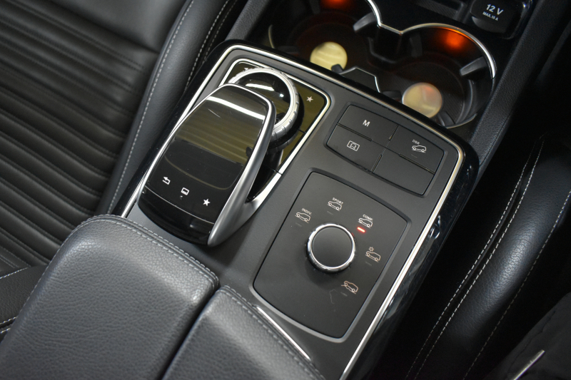 メルセデスベンツ GLE GLE350d 4ﾏﾁｯｸ ｽﾎﾟｰﾂ ﾚｰﾀﾞｰP 3.0ℓV型6気筒ﾀｰﾎﾞ 全席ﾋｰﾀｰ黒革 ﾊﾟﾉﾗﾏｻﾝﾙｰﾌ ﾊｰﾏﾝｶｰﾄﾞﾝ ﾃﾞｨｽﾄﾛ ﾌﾞﾗｲﾝﾄﾞｽﾎﾟｯﾄ ﾚｰﾝｷｰﾌﾟ AMGｴｱﾛ20AW ｻｲﾄﾞﾗﾝﾆﾝｸﾞﾎﾞｰﾄﾞ地ﾃﾞｼﾞﾅﾋﾞ360ｶﾒﾗ ﾊﾟｰｸﾄﾛ 2年保証