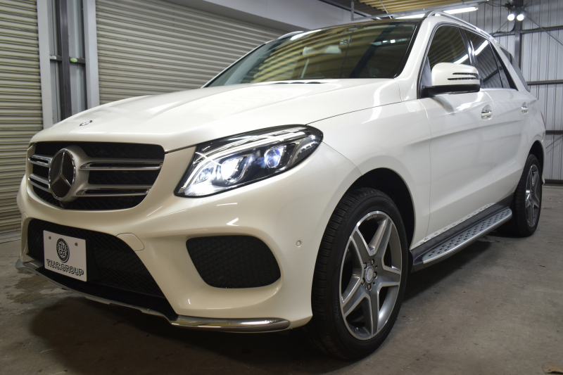 メルセデスベンツ GLE GLE350d 4ﾏﾁｯｸ ｽﾎﾟｰﾂ ﾚｰﾀﾞｰP 3.0ℓV型6気筒ﾀｰﾎﾞ 全席ﾋｰﾀｰ黒革 ﾊﾟﾉﾗﾏｻﾝﾙｰﾌ ﾊｰﾏﾝｶｰﾄﾞﾝ ﾃﾞｨｽﾄﾛ ﾌﾞﾗｲﾝﾄﾞｽﾎﾟｯﾄ ﾚｰﾝｷｰﾌﾟ AMGｴｱﾛ20AW ｻｲﾄﾞﾗﾝﾆﾝｸﾞﾎﾞｰﾄﾞ地ﾃﾞｼﾞﾅﾋﾞ360ｶﾒﾗ ﾊﾟｰｸﾄﾛ 2年保証