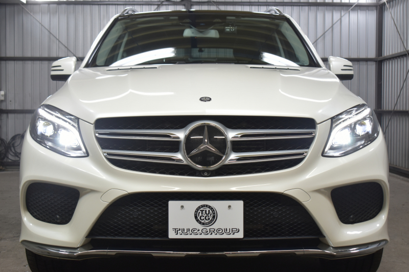 メルセデスベンツ GLE GLE350d 4ﾏﾁｯｸ ｽﾎﾟｰﾂ ﾚｰﾀﾞｰP 3.0ℓV型6気筒ﾀｰﾎﾞ 全席ﾋｰﾀｰ黒革 ﾊﾟﾉﾗﾏｻﾝﾙｰﾌ ﾊｰﾏﾝｶｰﾄﾞﾝ ﾃﾞｨｽﾄﾛ ﾌﾞﾗｲﾝﾄﾞｽﾎﾟｯﾄ ﾚｰﾝｷｰﾌﾟ AMGｴｱﾛ20AW ｻｲﾄﾞﾗﾝﾆﾝｸﾞﾎﾞｰﾄﾞ地ﾃﾞｼﾞﾅﾋﾞ360ｶﾒﾗ ﾊﾟｰｸﾄﾛ 2年保証