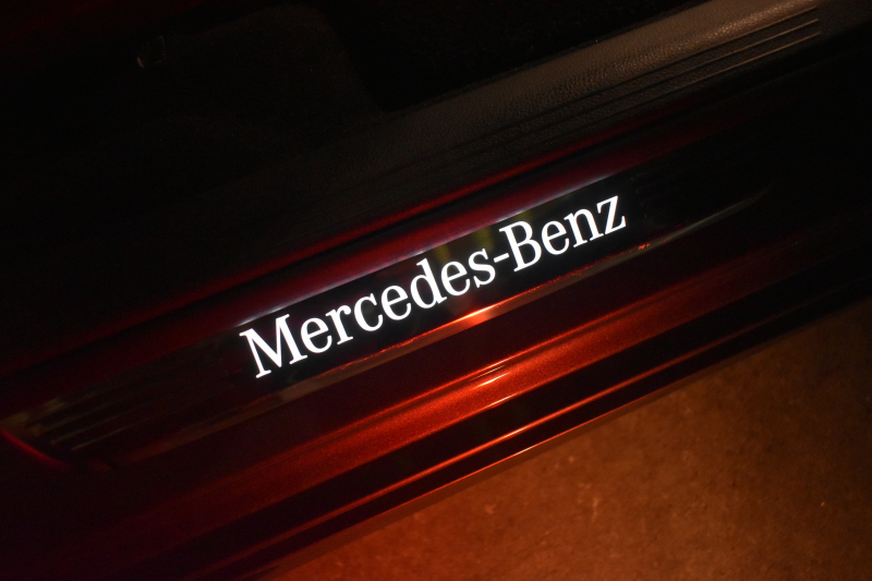 メルセデスベンツ Eクラス E350e AVG ｽﾎﾟｰﾂ ｴｸｽｸﾙｰｼﾌﾞP ﾚｰﾀﾞｰｾｰﾌﾃｨP PHV ﾊﾟﾉﾗﾏｻﾝﾙｰﾌ 全席ﾋｰﾀｰ黒革 ﾃﾞｨｽﾄﾛ ﾚｰﾝﾁｪﾝｼﾞ ﾌﾞﾗｲﾝﾄﾞｽﾎﾟｯﾄ AMGｴｱﾛ19AW ｷｰGO PTS ﾌｯﾄｹﾞｰﾄ ﾌﾞﾙﾒｽﾀｰ 地デジ360ｶﾒ 2年保証