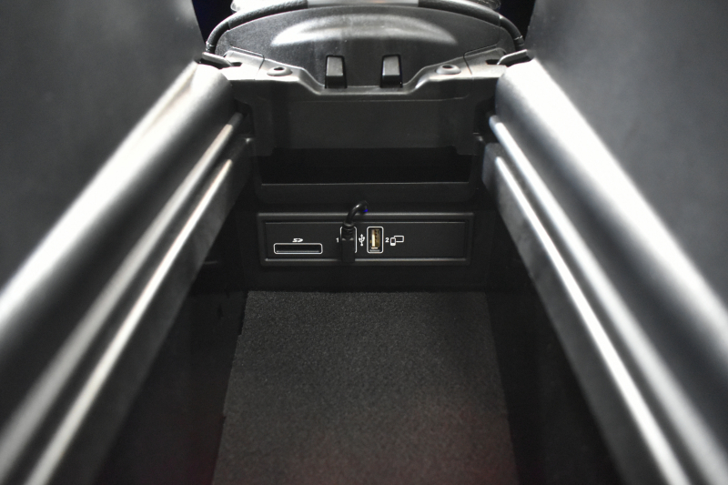 メルセデスベンツ Eクラス E350e AVG ｽﾎﾟｰﾂ ｴｸｽｸﾙｰｼﾌﾞP ﾚｰﾀﾞｰｾｰﾌﾃｨP PHV ﾊﾟﾉﾗﾏｻﾝﾙｰﾌ 全席ﾋｰﾀｰ黒革 ﾃﾞｨｽﾄﾛ ﾚｰﾝﾁｪﾝｼﾞ ﾌﾞﾗｲﾝﾄﾞｽﾎﾟｯﾄ AMGｴｱﾛ19AW ｷｰGO PTS ﾌｯﾄｹﾞｰﾄ ﾌﾞﾙﾒｽﾀｰ 地デジ360ｶﾒ 2年保証