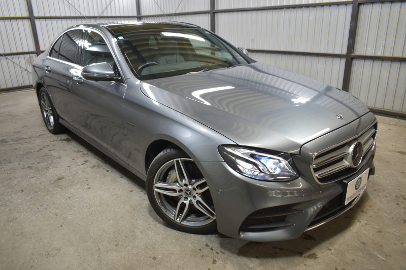 メルセデスベンツ Eクラス E350e AVG ｽﾎﾟｰﾂ ｴｸｽｸﾙｰｼﾌﾞP ﾚｰﾀﾞｰｾｰﾌﾃｨP PHV ﾊﾟﾉﾗﾏｻﾝﾙｰﾌ 全席ﾋｰﾀｰ黒革 ﾃﾞｨｽﾄﾛ ﾚｰﾝﾁｪﾝｼﾞ ﾌﾞﾗｲﾝﾄﾞｽﾎﾟｯﾄ AMGｴｱﾛ19AW ｷｰGO PTS ﾌｯﾄｹﾞｰﾄ ﾌﾞﾙﾒｽﾀｰ 地デジ360ｶﾒ 2年保証