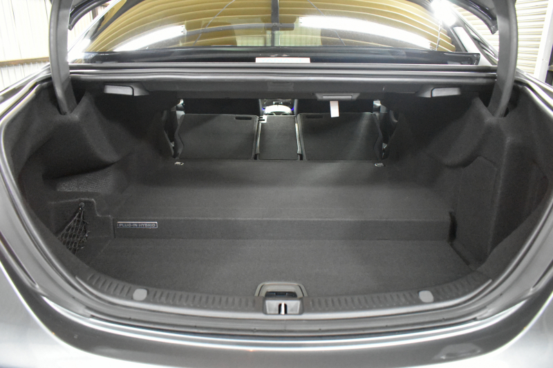 メルセデスベンツ Eクラス E350e AVG ｽﾎﾟｰﾂ ｴｸｽｸﾙｰｼﾌﾞP ﾚｰﾀﾞｰｾｰﾌﾃｨP PHV ﾊﾟﾉﾗﾏｻﾝﾙｰﾌ 全席ﾋｰﾀｰ黒革 ﾃﾞｨｽﾄﾛ ﾚｰﾝﾁｪﾝｼﾞ ﾌﾞﾗｲﾝﾄﾞｽﾎﾟｯﾄ AMGｴｱﾛ19AW ｷｰGO PTS ﾌｯﾄｹﾞｰﾄ ﾌﾞﾙﾒｽﾀｰ 地デジ360ｶﾒ 2年保証