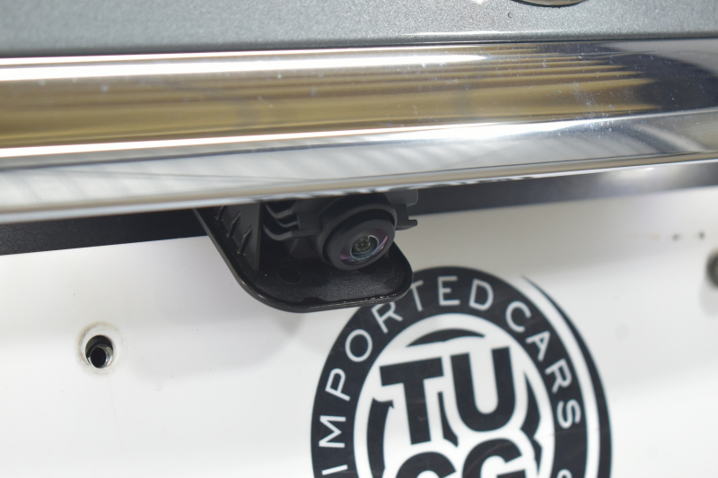 メルセデスベンツ Eクラス E350e AVG ｽﾎﾟｰﾂ ｴｸｽｸﾙｰｼﾌﾞP ﾚｰﾀﾞｰｾｰﾌﾃｨP PHV ﾊﾟﾉﾗﾏｻﾝﾙｰﾌ 全席ﾋｰﾀｰ黒革 ﾃﾞｨｽﾄﾛ ﾚｰﾝﾁｪﾝｼﾞ ﾌﾞﾗｲﾝﾄﾞｽﾎﾟｯﾄ AMGｴｱﾛ19AW ｷｰGO PTS ﾌｯﾄｹﾞｰﾄ ﾌﾞﾙﾒｽﾀｰ 地デジ360ｶﾒ 2年保証