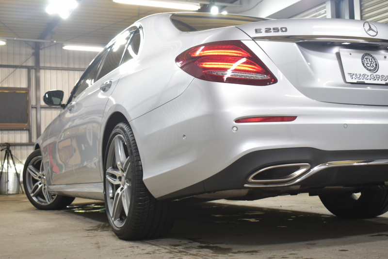 メルセデスベンツ Eクラス E250 AVGｽﾎﾟｰﾂ ﾚｻﾞｰP ﾚｰﾀﾞｰｾｰﾌﾃｨP 革 ﾌﾞﾙﾒｽﾀｰｻｳﾝﾄﾞ ｴｱﾊﾞﾗﾝｽP ﾌｯﾄﾄﾗﾝｸ AMGｴｱﾛ19AW ﾃﾞｨｽﾄﾛﾆｯｸ ﾌﾞﾗｲﾝﾄﾞｽﾎﾟｯﾄ ﾚｰﾝｷｰﾌﾟ ﾅﾋﾞTV 360ｶﾒﾗ ｷｰﾚｽｺﾞｰ 2年保証