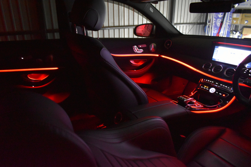 メルセデスベンツ Eクラス E250 AVGｽﾎﾟｰﾂ ﾚｻﾞｰP ﾚｰﾀﾞｰｾｰﾌﾃｨP 革 ﾌﾞﾙﾒｽﾀｰｻｳﾝﾄﾞ ｴｱﾊﾞﾗﾝｽP ﾌｯﾄﾄﾗﾝｸ AMGｴｱﾛ19AW ﾃﾞｨｽﾄﾛﾆｯｸ ﾌﾞﾗｲﾝﾄﾞｽﾎﾟｯﾄ ﾚｰﾝｷｰﾌﾟ ﾅﾋﾞTV 360ｶﾒﾗ ｷｰﾚｽｺﾞｰ 2年保証