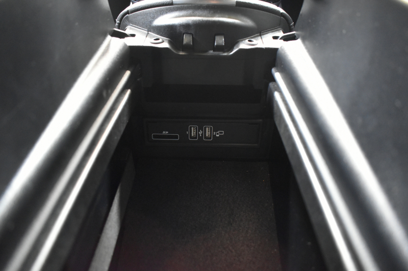 メルセデスベンツ Eクラス E250 AVGｽﾎﾟｰﾂ ﾚｻﾞｰP ﾚｰﾀﾞｰｾｰﾌﾃｨP 革 ﾌﾞﾙﾒｽﾀｰｻｳﾝﾄﾞ ｴｱﾊﾞﾗﾝｽP ﾌｯﾄﾄﾗﾝｸ AMGｴｱﾛ19AW ﾃﾞｨｽﾄﾛﾆｯｸ ﾌﾞﾗｲﾝﾄﾞｽﾎﾟｯﾄ ﾚｰﾝｷｰﾌﾟ ﾅﾋﾞTV 360ｶﾒﾗ ｷｰﾚｽｺﾞｰ 2年保証