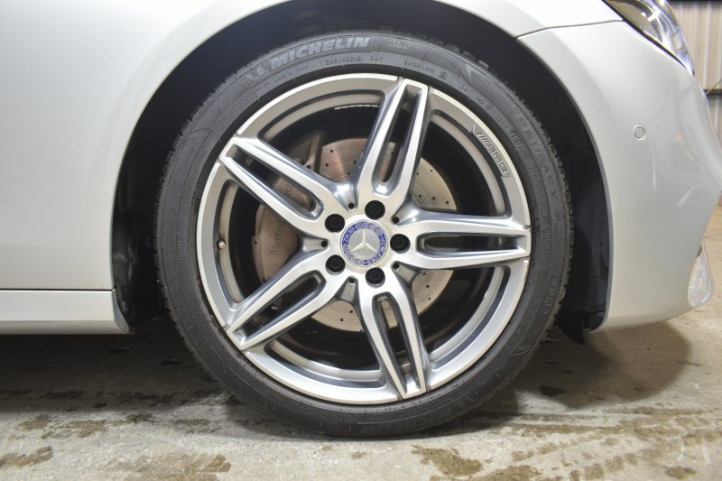 メルセデスベンツ Eクラス E250 AVGｽﾎﾟｰﾂ ﾚｻﾞｰP ﾚｰﾀﾞｰｾｰﾌﾃｨP 革 ﾌﾞﾙﾒｽﾀｰｻｳﾝﾄﾞ ｴｱﾊﾞﾗﾝｽP ﾌｯﾄﾄﾗﾝｸ AMGｴｱﾛ19AW ﾃﾞｨｽﾄﾛﾆｯｸ ﾌﾞﾗｲﾝﾄﾞｽﾎﾟｯﾄ ﾚｰﾝｷｰﾌﾟ ﾅﾋﾞTV 360ｶﾒﾗ ｷｰﾚｽｺﾞｰ 2年保証