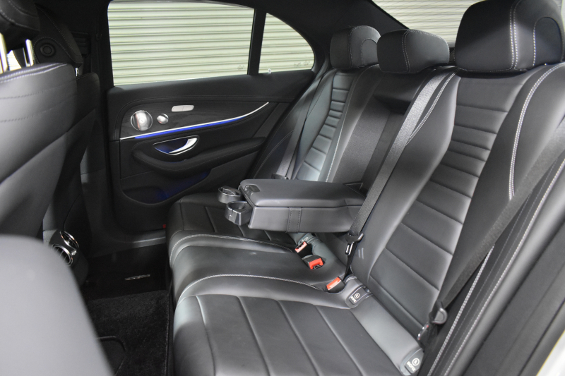 メルセデスベンツ Eクラス E250 AVGｽﾎﾟｰﾂ ﾚｻﾞｰP ﾚｰﾀﾞｰｾｰﾌﾃｨP 革 ﾌﾞﾙﾒｽﾀｰｻｳﾝﾄﾞ ｴｱﾊﾞﾗﾝｽP ﾌｯﾄﾄﾗﾝｸ AMGｴｱﾛ19AW ﾃﾞｨｽﾄﾛﾆｯｸ ﾌﾞﾗｲﾝﾄﾞｽﾎﾟｯﾄ ﾚｰﾝｷｰﾌﾟ ﾅﾋﾞTV 360ｶﾒﾗ ｷｰﾚｽｺﾞｰ 2年保証