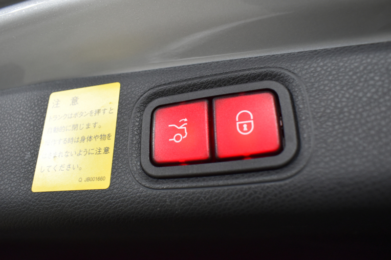 メルセデスベンツ Eクラス E250 AVGｽﾎﾟｰﾂ ﾚｻﾞｰP ﾚｰﾀﾞｰｾｰﾌﾃｨP 革 ﾌﾞﾙﾒｽﾀｰｻｳﾝﾄﾞ ｴｱﾊﾞﾗﾝｽP ﾌｯﾄﾄﾗﾝｸ AMGｴｱﾛ19AW ﾃﾞｨｽﾄﾛﾆｯｸ ﾌﾞﾗｲﾝﾄﾞｽﾎﾟｯﾄ ﾚｰﾝｷｰﾌﾟ ﾅﾋﾞTV 360ｶﾒﾗ ｷｰﾚｽｺﾞｰ 2年保証