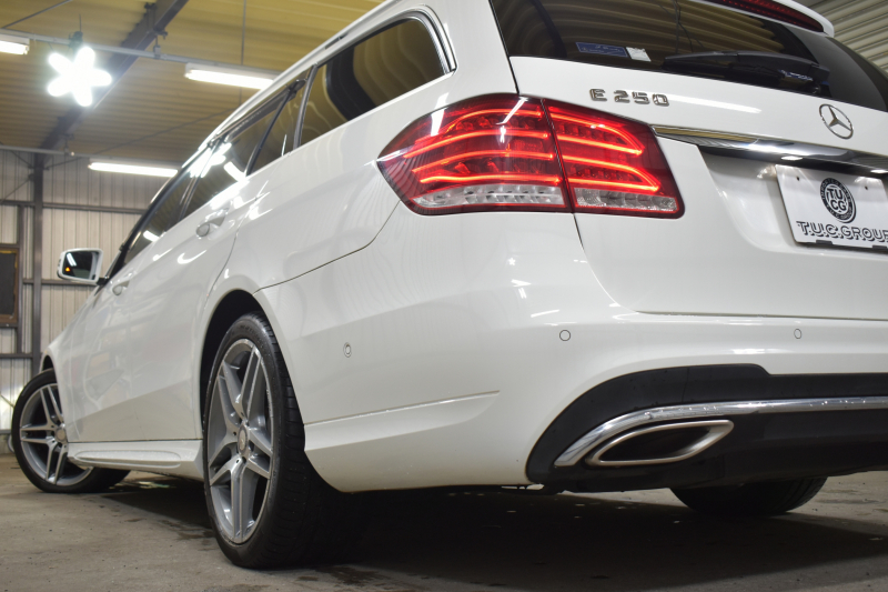 メルセデスベンツ Eクラス E250ﾜｺﾞﾝ AVG AMGｽﾎﾟｰﾂP ﾚｰﾀﾞｰｾｰﾌﾃｨP 後期 ｼｰﾄﾋｰﾀｰ AMGｴｱﾛ18AW ﾃﾞｨｽﾄﾛﾆｯｸ ﾌﾞﾗｲﾝﾄﾞｽﾎﾟｯﾄ ﾚｰﾝｷｰﾌﾟ ｱﾝﾋﾞｴﾝﾄﾗｲﾄ LEDﾍｯﾄﾞﾗｲﾄ 純正ﾅﾋﾞTV ﾊﾞｯｸｶﾒﾗ ｷｰﾚｽｺﾞｰ ｵｰﾄﾃｰﾙｹﾞｰﾄ 2年保証