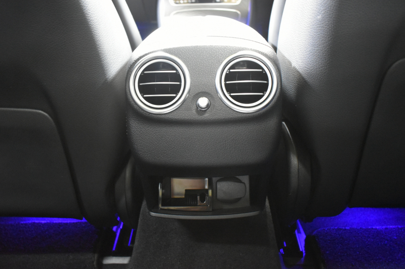 メルセデスベンツ Eクラス E200 ｽﾎﾟｰﾂ BSG搭載 ｴｸｽｸﾙｰｼﾌﾞP AMGﾗｲﾝｲﾝﾃﾘｱP ﾚｰﾀﾞｰｾｰﾌﾃｨP 後期型 ﾊﾟﾉﾗﾏｻﾝﾙｰﾌ 革 ﾌﾞﾙﾒｽﾀｰ HUD ｴｱﾊﾞﾗﾝｽP ﾊﾟﾜｰﾄﾗﾝｸ AMGｴｱﾛ19AW MBUXARﾅﾋﾞTV 360ｶﾒﾗ ﾜｲﾔﾚｽﾁｬｰｼﾞ ﾃﾞｨｽﾄﾛ ﾌﾞﾗｲﾝﾄﾞS ﾚｰﾝｷｰﾌﾟ 2年保証