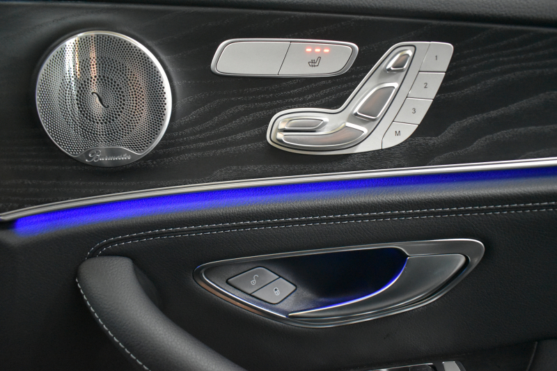 メルセデスベンツ Eクラス E200 ｽﾎﾟｰﾂ BSG搭載 ｴｸｽｸﾙｰｼﾌﾞP AMGﾗｲﾝｲﾝﾃﾘｱP ﾚｰﾀﾞｰｾｰﾌﾃｨP 後期型 ﾊﾟﾉﾗﾏｻﾝﾙｰﾌ 革 ﾌﾞﾙﾒｽﾀｰ HUD ｴｱﾊﾞﾗﾝｽP ﾊﾟﾜｰﾄﾗﾝｸ AMGｴｱﾛ19AW MBUXARﾅﾋﾞTV 360ｶﾒﾗ ﾜｲﾔﾚｽﾁｬｰｼﾞ ﾃﾞｨｽﾄﾛ ﾌﾞﾗｲﾝﾄﾞS ﾚｰﾝｷｰﾌﾟ 2年保証