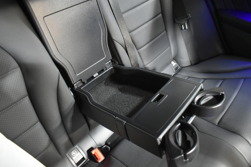 メルセデスベンツ Cクラス C220dﾜｺﾞﾝ ﾛｰﾚｳｽED ｽﾎﾟｰﾂﾌﾟﾗｽP ﾚｰﾀﾞｰｾｰﾌﾃｨP 後期型 ﾋｰﾀｰ黒革 ﾃﾞｨｽﾄﾛ BSM Lﾁｪﾝｼﾞ AMGｴｱﾛ18AW ｷｰﾚｽGO PTS 液晶ﾒｰﾀｰ HUD ﾌｯﾄｹﾞｰﾄ 地ﾃﾞｼﾞﾅﾋﾞ ﾊﾞｯｸｶﾒﾗ 2年保証