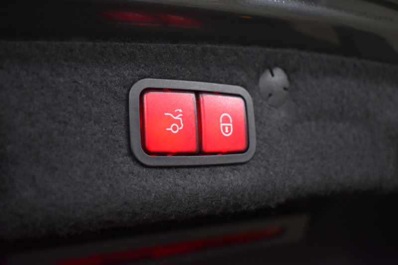 メルセデスベンツ Cクラス C200 ﾛｰﾚｳｽED ｽﾎﾟｰﾂﾌﾟﾗｽP ﾚｻﾞｰｴｸｽｸﾙｰｼﾌﾞP ﾚｰﾀﾞｰｾｰﾌﾃｨP 後期 1ｵｰﾅｰ ﾊﾟﾉﾗﾏｻﾝﾙｰﾌ 革 ﾍﾞﾝﾁﾚｰﾀｰ ﾌﾞﾙﾒｽﾀｰS HUD 360ｶﾒﾗ ｴｱﾊﾞﾗﾝｽP 液晶ﾒｰﾀｰ ﾌｯﾄﾄﾗﾝｸ AMGｴｱﾛ18AW ﾃﾞｨｽﾄﾛ ﾌﾞﾗｲﾝﾄﾞS ﾚｰﾝK ﾅﾋﾞTV ｷｰﾚｽｺﾞｰ 2年保証