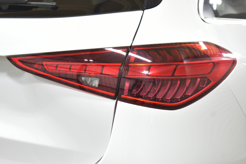 メルセデスベンツ Cクラス C200ﾜｺﾞﾝ AVG ISG搭載ﾓﾃﾞﾙ AMGﾗｲﾝP ﾚｻﾞｰｴｸｽｸﾙｰｼﾌﾞP ﾍﾞｰｼｯｸP ﾚｰﾀﾞｰｾｰﾌﾃｨP ﾊﾟﾉﾗﾏｻﾝﾙｰﾌ ﾘｱｱｸｽﾙｽﾃｱﾘﾝｸﾞ 革 MBUXARﾅﾋﾞTV HUD AMGｴｱﾛ18AW ﾃﾞｨｽﾄﾛﾆｯｸ ﾜｲﾔﾚｽﾁｬｰｼﾞ 360ｶﾒﾗ ｵｰﾄﾃｰﾙｹﾞｰﾄ 2年保証