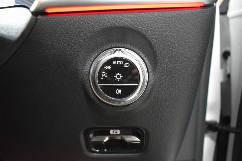 メルセデスベンツ Cクラス C200ﾜｺﾞﾝ AVG ISG搭載ﾓﾃﾞﾙ AMGﾗｲﾝP ﾚｻﾞｰｴｸｽｸﾙｰｼﾌﾞP ﾍﾞｰｼｯｸP ﾚｰﾀﾞｰｾｰﾌﾃｨP ﾊﾟﾉﾗﾏｻﾝﾙｰﾌ ﾘｱｱｸｽﾙｽﾃｱﾘﾝｸﾞ 革 MBUXARﾅﾋﾞTV HUD AMGｴｱﾛ18AW ﾃﾞｨｽﾄﾛﾆｯｸ ﾜｲﾔﾚｽﾁｬｰｼﾞ 360ｶﾒﾗ ｵｰﾄﾃｰﾙｹﾞｰﾄ 2年保証