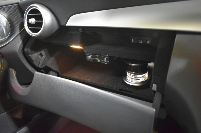 AMG Cクラス C43 4ﾏﾁｯｸ  ﾚｰﾀﾞｰｾｰﾌﾃｨP 後期型 3.0V6ﾀｰﾎﾞ 390馬力 ﾊﾟﾉﾗﾏｻﾝﾙｰﾌ ﾋｰﾀｰ黒本革 ﾃﾞｨｽﾄﾛ BSM Lﾁｪﾝｼﾞ AMGｴｱﾛ ｷｰGO ﾊﾟｰｸﾄﾛ ﾌｯﾄﾄﾗﾝｸ HUD ﾌﾞﾙﾒｽﾀｰS 液晶ﾒｰﾀｰ LEDﾍｯﾄﾞﾗｲﾄ 地ﾃﾞｼﾞﾅﾋﾞ Bｶﾒﾗ 2年保証