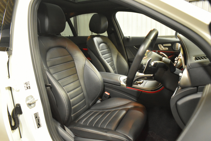 AMG Cクラス C43 4ﾏﾁｯｸ  ﾚｰﾀﾞｰｾｰﾌﾃｨP 後期型 3.0V6ﾀｰﾎﾞ 390馬力 ﾊﾟﾉﾗﾏｻﾝﾙｰﾌ ﾋｰﾀｰ黒本革 ﾃﾞｨｽﾄﾛ BSM Lﾁｪﾝｼﾞ AMGｴｱﾛ ｷｰGO ﾊﾟｰｸﾄﾛ ﾌｯﾄﾄﾗﾝｸ HUD ﾌﾞﾙﾒｽﾀｰS 液晶ﾒｰﾀｰ LEDﾍｯﾄﾞﾗｲﾄ 地ﾃﾞｼﾞﾅﾋﾞ Bｶﾒﾗ 2年保証