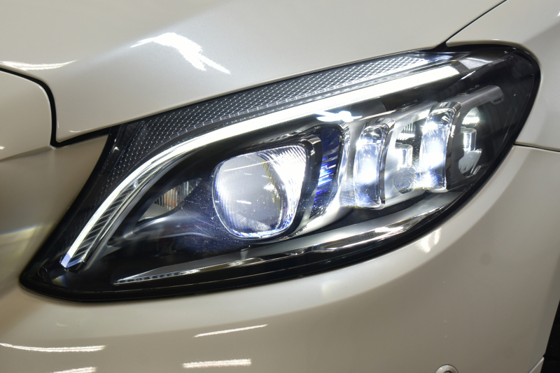 AMG Cクラス C43 4ﾏﾁｯｸ  ﾚｰﾀﾞｰｾｰﾌﾃｨP 後期型 3.0V6ﾀｰﾎﾞ 390馬力 ﾊﾟﾉﾗﾏｻﾝﾙｰﾌ ﾋｰﾀｰ黒本革 ﾃﾞｨｽﾄﾛ BSM Lﾁｪﾝｼﾞ AMGｴｱﾛ ｷｰGO ﾊﾟｰｸﾄﾛ ﾌｯﾄﾄﾗﾝｸ HUD ﾌﾞﾙﾒｽﾀｰS 液晶ﾒｰﾀｰ LEDﾍｯﾄﾞﾗｲﾄ 地ﾃﾞｼﾞﾅﾋﾞ Bｶﾒﾗ 2年保証