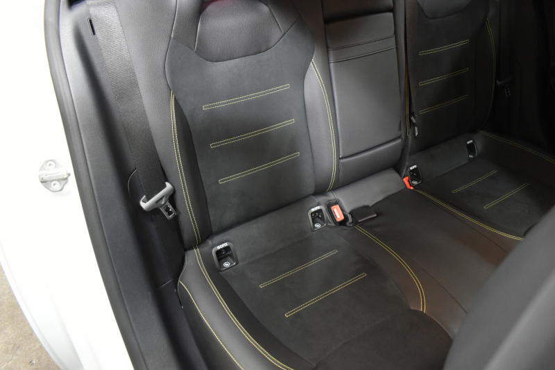 メルセデスベンツ Aクラス A180 Edition1 ﾚｰﾀﾞｰSP 限定150台 MEｺﾈｸﾄ MBUXｼｽﾃﾑ Edition1専用内装 ﾃﾞｨｽﾄﾛ BSM Lﾁｪﾝｼﾞ AMGｴｱﾛ19AW ﾏﾙﾁLED ｷｰGO PTS HUD 10.25ｲﾝﾁｺｯｸﾋﾟｯﾄﾃﾞｨｽﾌﾟﾚｲ 対話式ﾅﾋﾞTV 360ｶﾒﾗ 2年保証