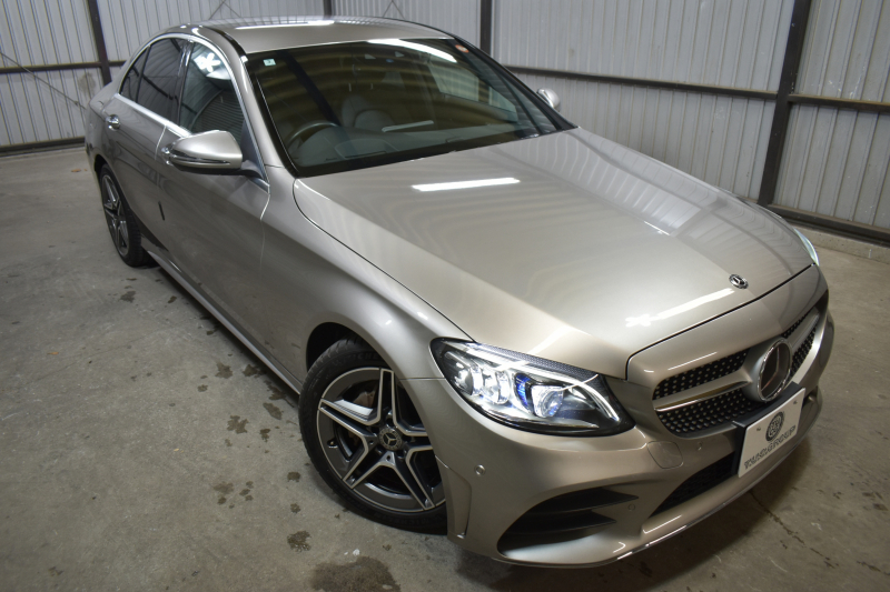 メルセデスベンツ Cクラス C200 ﾛｰﾚｳｽED ｽﾎﾟｰﾂﾌﾟﾗｽP ﾚｰﾀﾞｰｾｰﾌﾃｨP 後期 革 ﾍｯﾄﾞｱｯﾌﾟD 液晶ﾒｰﾀｰ ﾌｯﾄﾄﾗﾝｸ ﾜｲﾔﾚｽﾁｬｰｼﾞ ｴｱｻｽ AMGｴｱﾛ18AW ﾃﾞｨｽﾄﾛﾆｯｸ ﾌﾞﾗｲﾝﾄﾞｽﾎﾟｯﾄ ﾚｰﾝｷｰﾌﾟ ﾅﾋﾞTV ﾊﾞｯｸｶﾒﾗ ｷｰﾚｽｺﾞｰ 2年保証