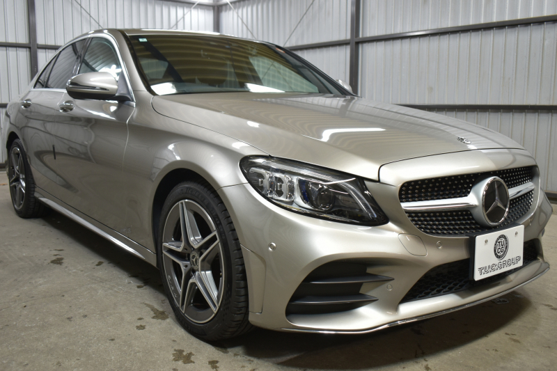 メルセデスベンツ Cクラス C200 ﾛｰﾚｳｽED ｽﾎﾟｰﾂﾌﾟﾗｽP ﾚｰﾀﾞｰｾｰﾌﾃｨP 後期 革 ﾍｯﾄﾞｱｯﾌﾟD 液晶ﾒｰﾀｰ ﾌｯﾄﾄﾗﾝｸ ﾜｲﾔﾚｽﾁｬｰｼﾞ ｴｱｻｽ AMGｴｱﾛ18AW ﾃﾞｨｽﾄﾛﾆｯｸ ﾌﾞﾗｲﾝﾄﾞｽﾎﾟｯﾄ ﾚｰﾝｷｰﾌﾟ ﾅﾋﾞTV ﾊﾞｯｸｶﾒﾗ ｷｰﾚｽｺﾞｰ 2年保証