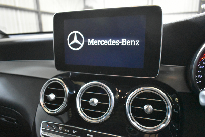 メルセデスベンツ GLCクーペ GLC220d 4M ｸｰﾍﾟ ｽﾎﾟｰﾂ 本革仕様 ﾚｰﾀﾞｰSP MEｺﾈｸﾄ ｻﾝﾙｰﾌ ﾌﾞﾙﾒｽﾀｰS 全席ﾋｰﾀｰ黒革 ﾃﾞｨｽﾄﾛ ﾌﾞﾗｲﾝﾄﾞｽﾎﾟｯﾄ Lｷｰﾌﾟ AMGｴｱﾛ19AW ｷｰGO  HUD 地ﾃﾞｼﾞ360ｶﾒ 2年保証