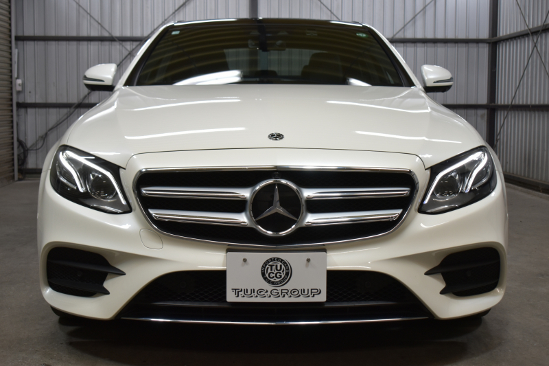 メルセデスベンツ Eクラス E300 AVG ｽﾎﾟｰﾂ ｴｸｽｸﾙｰｼﾌﾞ ﾚｰﾀﾞｰP 中期  258馬力 ﾊﾟﾉﾗﾏｻﾝﾙｰﾌ ﾌﾞﾙﾒｽﾀｰS 全席ﾋｰﾀｰ黒革 ﾃﾞｨｽﾄﾛ Lﾁｪﾝｼﾞ BSM AMGｴｱﾛ19AW ｷｰﾚｽGo ﾌｯﾄﾄﾗﾝｸ MEｺﾈｸﾄ 地ﾃﾞｼﾞ360ｶﾒﾗ 2年保証