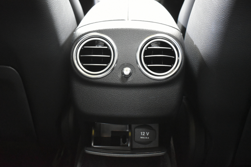 メルセデスベンツ Eクラス E300 AVG ｽﾎﾟｰﾂ ｴｸｽｸﾙｰｼﾌﾞ ﾚｰﾀﾞｰP 中期  258馬力 ﾊﾟﾉﾗﾏｻﾝﾙｰﾌ ﾌﾞﾙﾒｽﾀｰS 全席ﾋｰﾀｰ黒革 ﾃﾞｨｽﾄﾛ Lﾁｪﾝｼﾞ BSM AMGｴｱﾛ19AW ｷｰﾚｽGo ﾌｯﾄﾄﾗﾝｸ MEｺﾈｸﾄ 地ﾃﾞｼﾞ360ｶﾒﾗ 2年保証