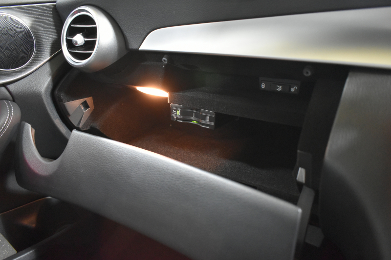 メルセデスベンツ Cクラス C220d ﾛｰﾚｳｽED ｽﾎﾟｰﾂﾌﾟﾗｽP ﾚｰﾀﾞｰｾｰﾌﾃｨP 後期 革 ﾍｯﾄﾞｱｯﾌﾟD 液晶ﾒｰﾀｰ ﾌｯﾄﾄﾗﾝｸ ﾜｲﾔﾚｽﾁｬｰｼﾞ ｴｱｻｽ AMGｴｱﾛ18AW ﾃﾞｨｽﾄﾛﾆｯｸ ﾌﾞﾗｲﾝﾄﾞｽﾎﾟｯﾄ ﾚｰﾝｷｰﾌﾟ ﾅﾋﾞTV ﾊﾞｯｸｶﾒﾗ ｷｰﾚｽｺﾞｰ 2年保証